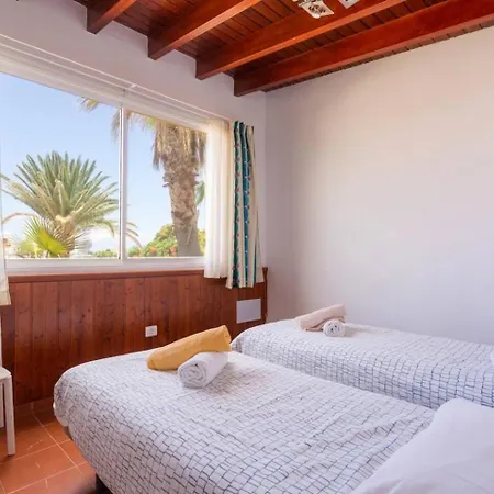 Alamos Park-stunning In Huge Private Grounds