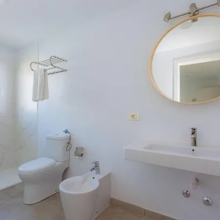 Alamos Park-stunning In Huge Private Grounds *