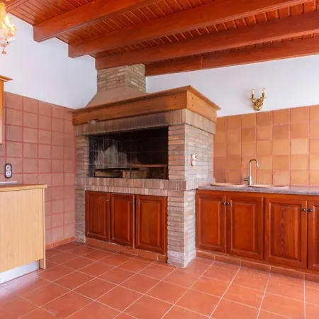 Alamos Park-stunning In Huge Private Grounds Villa *