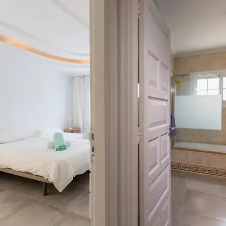 Villa Alamos Park-stunning In Huge Private Grounds